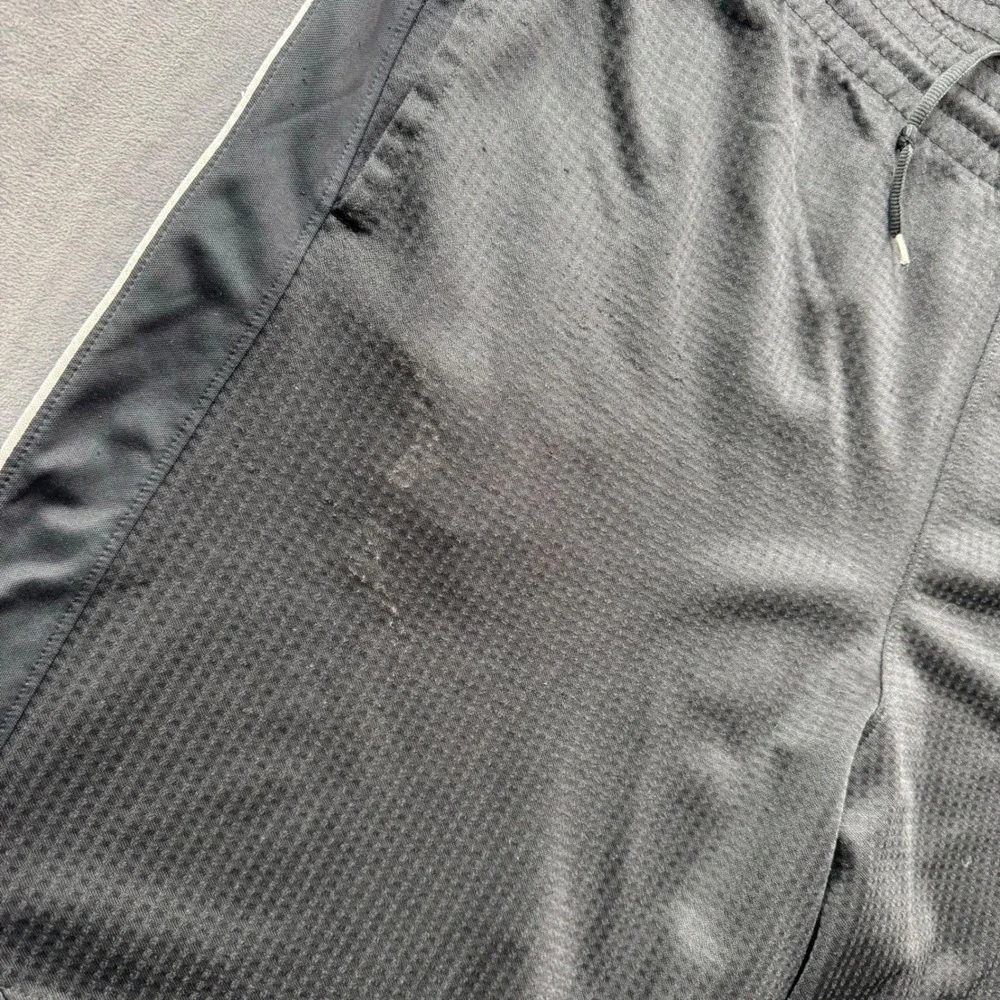 Nike Mens Basketball Shorts Black Mesh Athletic Gym XL Drawstring White Piping